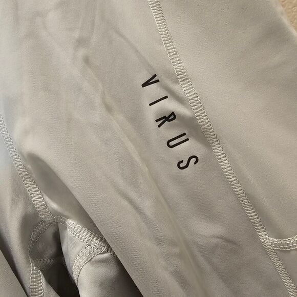 Virus Multiverse Tech Active Pants Leggings Size Medium - Picture 3 of 7